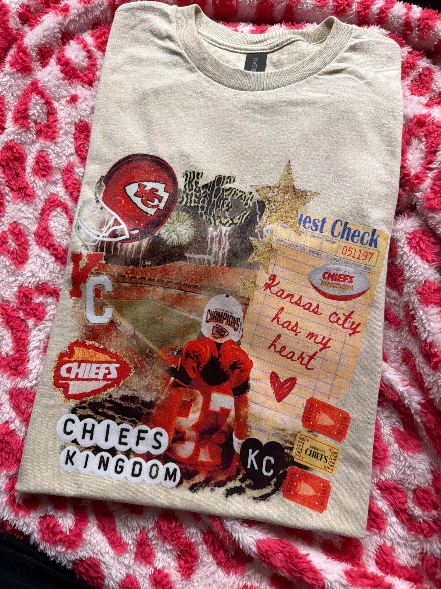 M chiefs tshirt