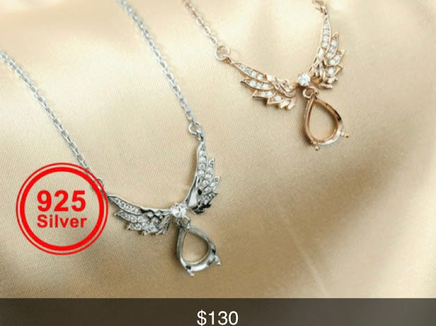 WINGS Pendant Necklace