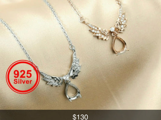 WINGS Pendant Necklace