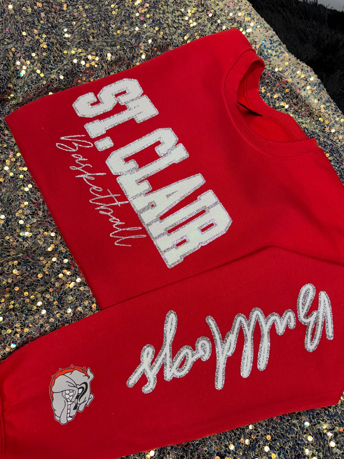 Bulldogs ✨Put Size and Last name in comment box if you want a name on the back. 🖤