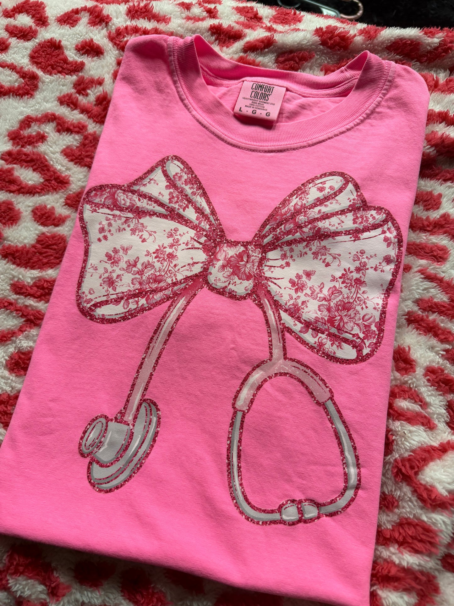 M stethoscope tshirt