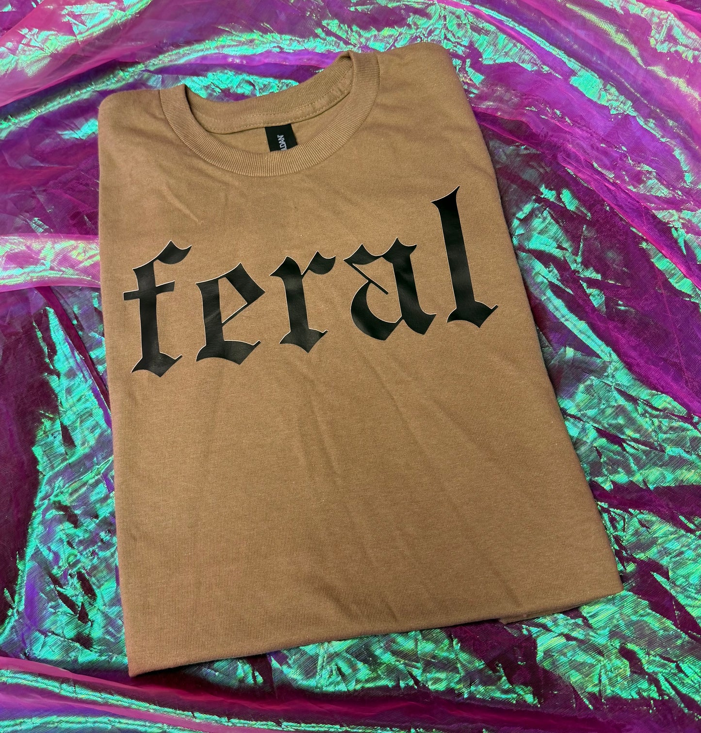 SMALL FERAL TSHIRT